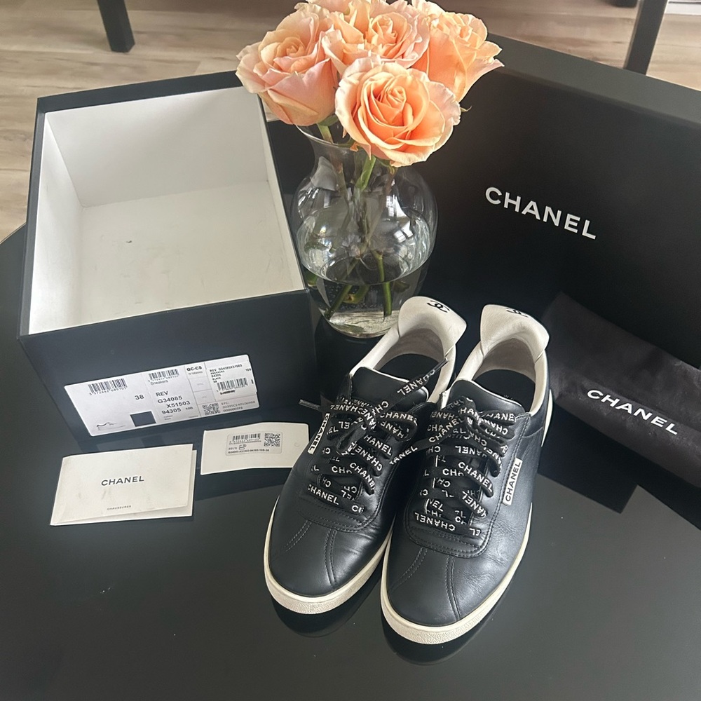 Chanel Sneakers Black sz 38